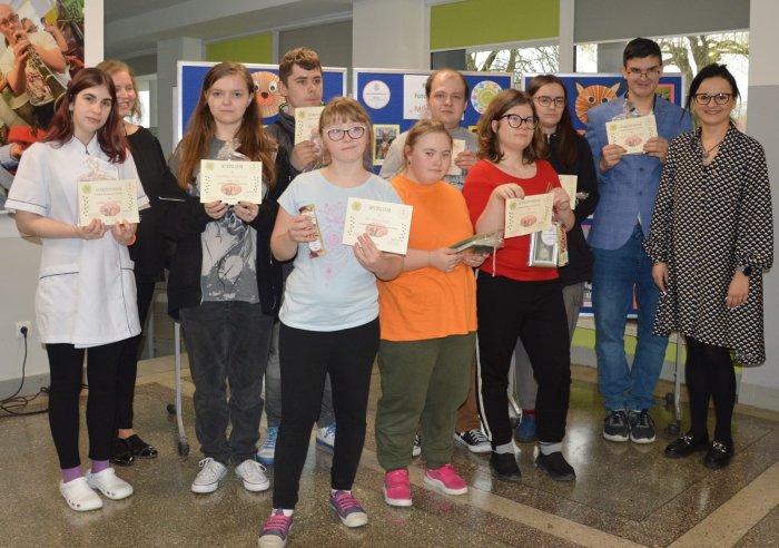 Uczniowie, którzy brali  udział w konkursie i zdobyli nagrody. 