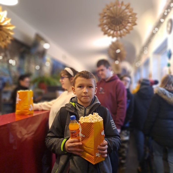 Uczeń w kawiarence kina Janosik w Żywcu.