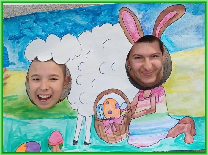 Wielkanocna fotobudka.