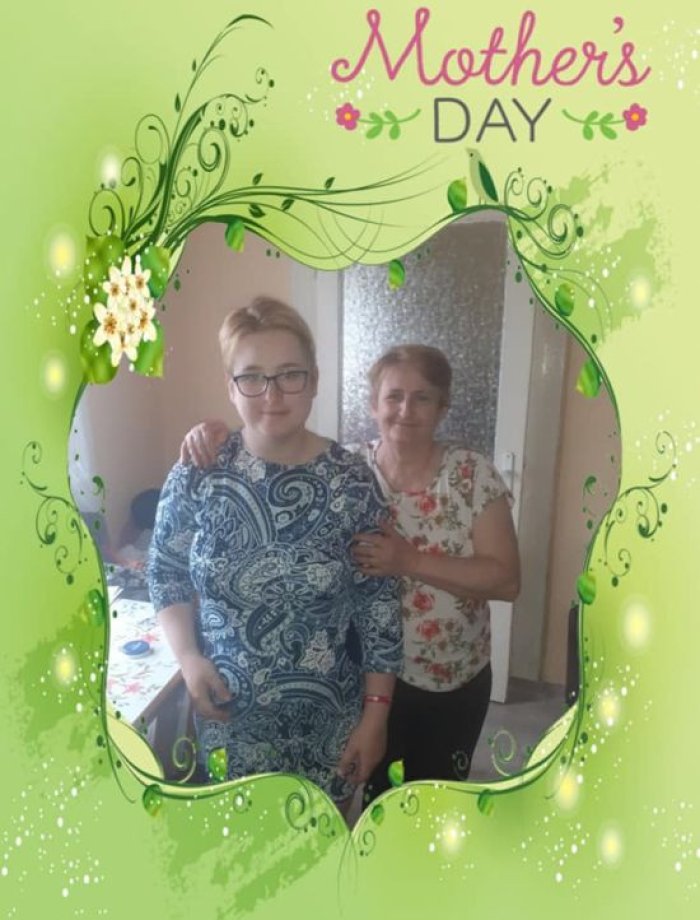 Uczennica Agnieszka ze swoją Mamusią Anną.