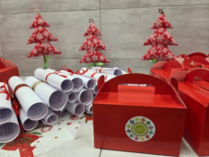 Prezenty świąteczne dla uczestników warsztatów.