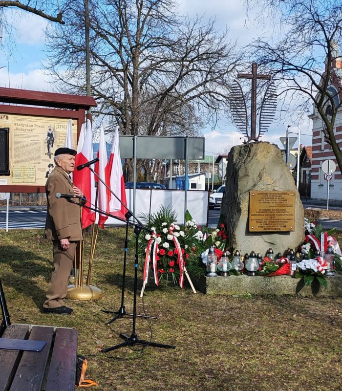 Przemówienie Żołnierza przy pomniku Żołnierzy Wyklętych. 