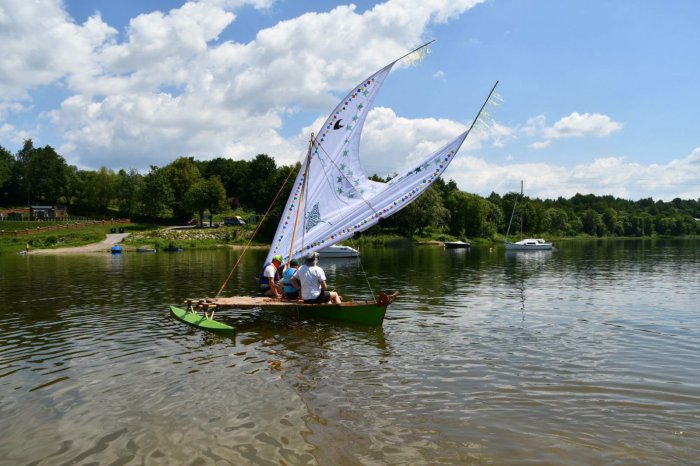Wodowanie łodzi vaiana.