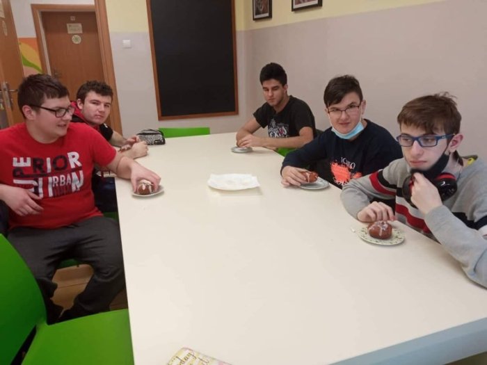 Degustacja pączków. 