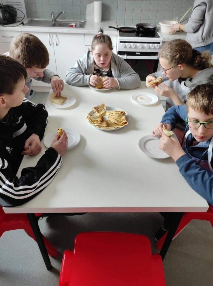 Degustacja naleśników. 