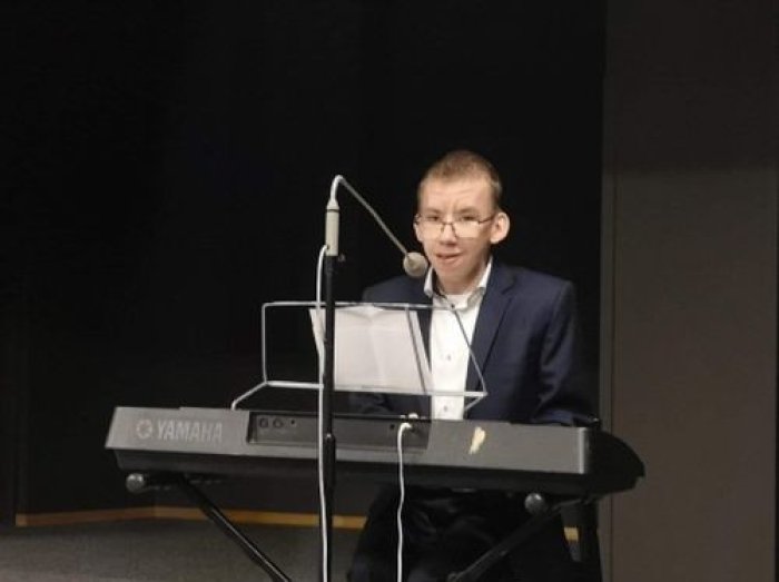 Uczeń naszej szkoły Artur w konkursie muzycznym Jonasz 2022.
