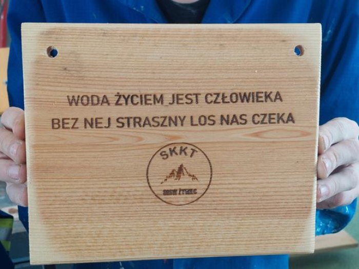 Woda życiem jest człowieka, bez niej straszny los człowieka.